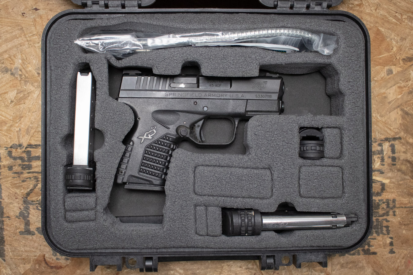SPRINGFIELD XDS-45 3.3 45ACP Police Trade-In Pistol with Case, Three Magazines (Good Condition)